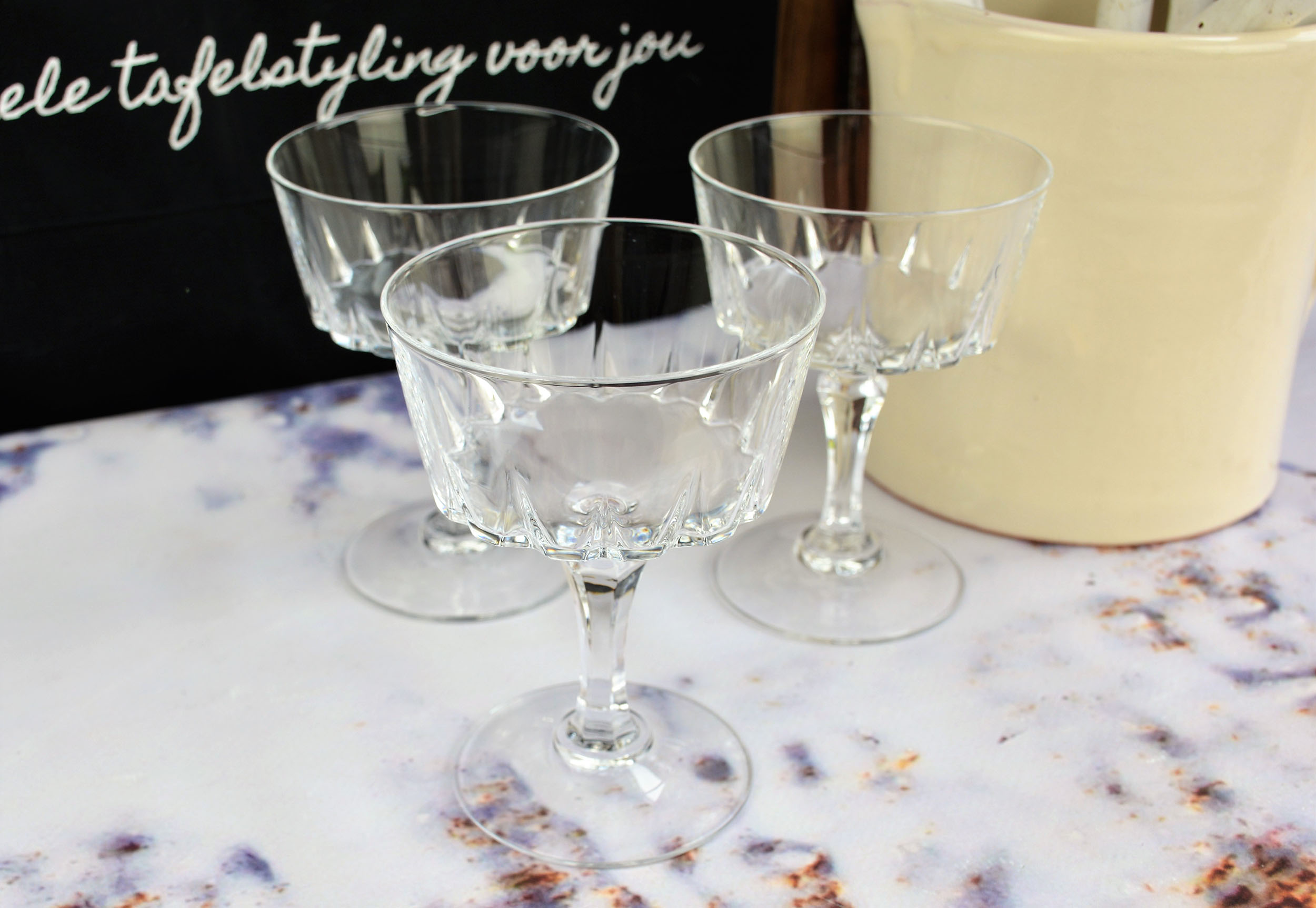 Cristal DArques Versailles champagne coupes groot